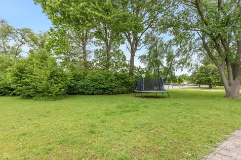 5621 E 16th Street Indianapolis IN 46218