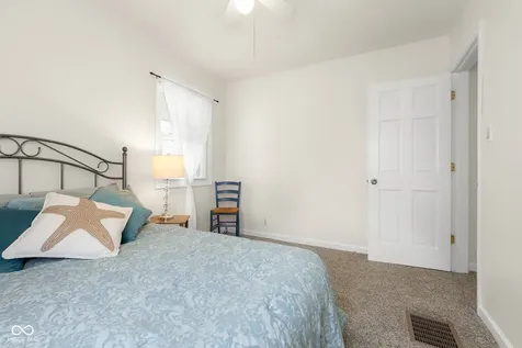 1921 Keller Avenue Columbus IN 47201