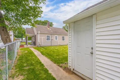 1921 Keller Avenue Columbus IN 47201