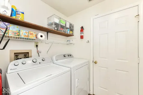 9691 Roxbury Drive Fishers IN 46038