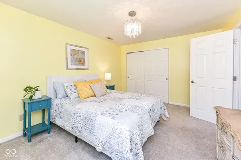 9691 Roxbury Drive Fishers IN 46038