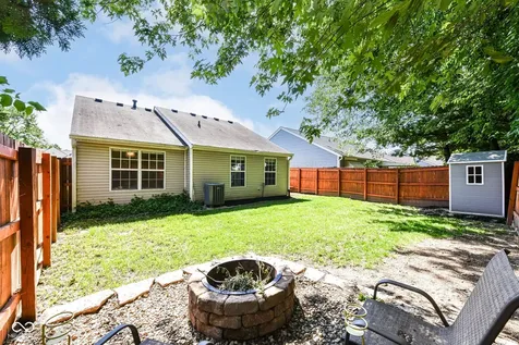 9691 Roxbury Drive Fishers IN 46038