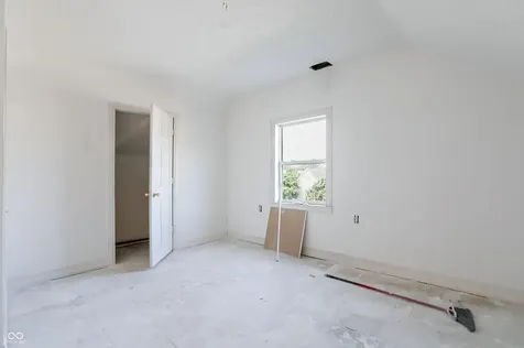 817 Division Street Indianapolis IN 46221