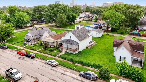 817 Division Street Indianapolis IN 46221