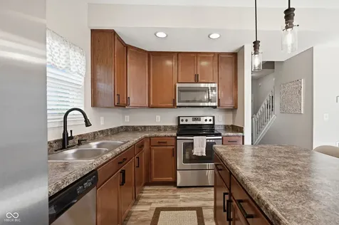 211 Thistlewood Drive Greenfield IN 46140