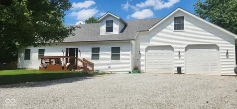 7602 W Mockingbird Court Fairland IN 46126