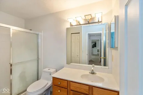 8750 Yardley Court Indianapolis IN 46268