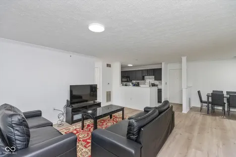 8750 Yardley Court Indianapolis IN 46268