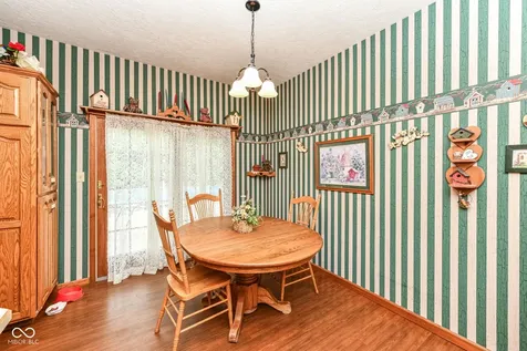 10261 N State Road 37 Elwood IN 46036