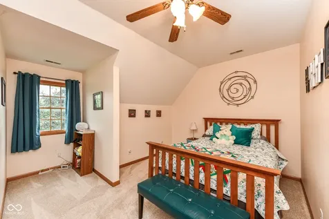 10261 N State Road 37 Elwood IN 46036