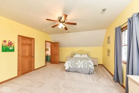 10261 N State Road 37 Elwood IN 46036