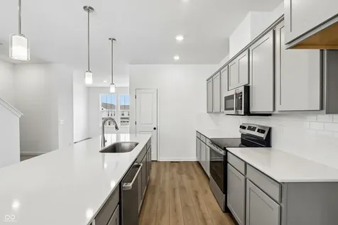 5758 Arcade Boulevard Mccordsville IN 46055