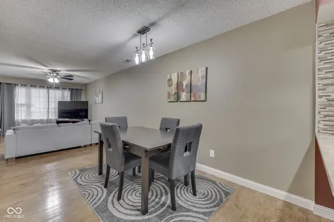 6136 Rockwell Place Indianapolis IN 46237