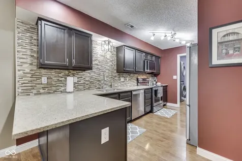 6136 Rockwell Place Indianapolis IN 46237