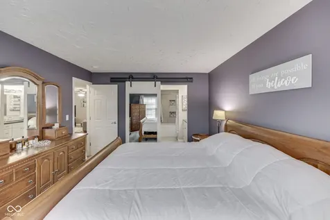 6136 Rockwell Place Indianapolis IN 46237