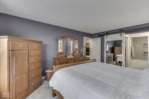 6136 Rockwell Place Indianapolis IN 46237
