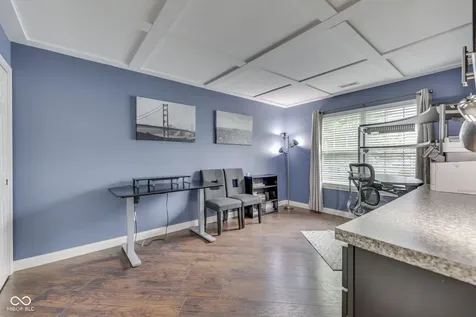 6136 Rockwell Place Indianapolis IN 46237