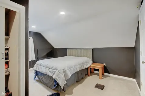 73 S 3rd Avenue Beech Grove IN 46107