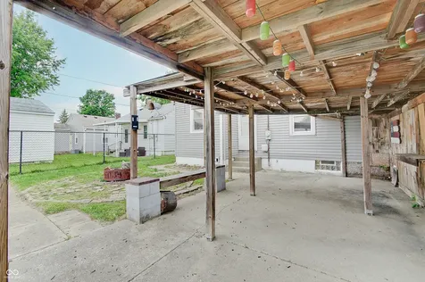 73 S 3rd Avenue Beech Grove IN 46107