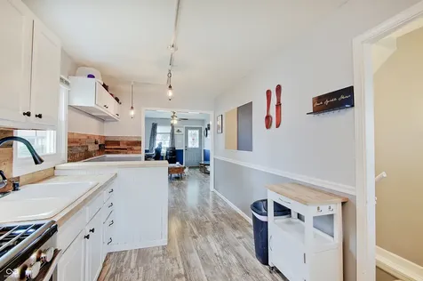 73 S 3rd Avenue Beech Grove IN 46107