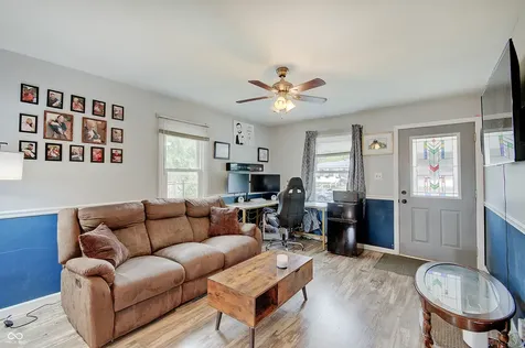 73 S 3rd Avenue Beech Grove IN 46107