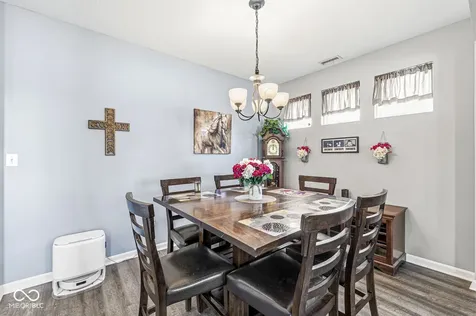 8595 Harlekin Court Avon IN 46123
