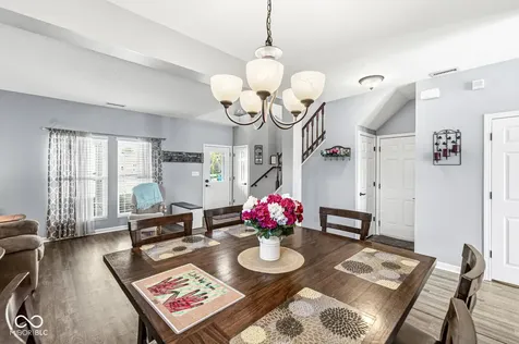 8595 Harlekin Court Avon IN 46123