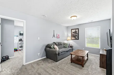 8595 Harlekin Court Avon IN 46123