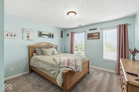 8595 Harlekin Court Avon IN 46123