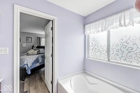 8595 Harlekin Court Avon IN 46123