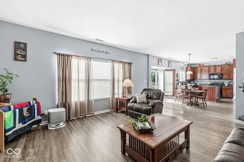 8595 Harlekin Court Avon IN 46123