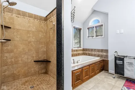 1122 Bitterwood Court Columbus IN 47201