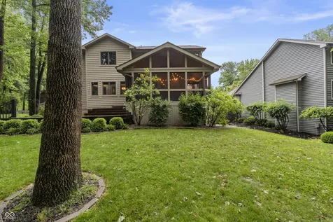 1122 Bitterwood Court Columbus IN 47201