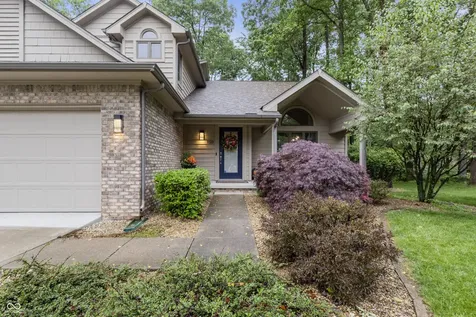 1122 Bitterwood Court Columbus IN 47201