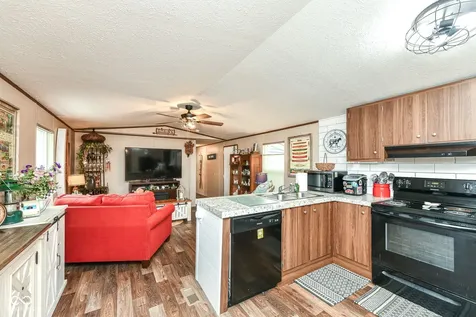 30 Blue Water Drive Cicero IN 46034