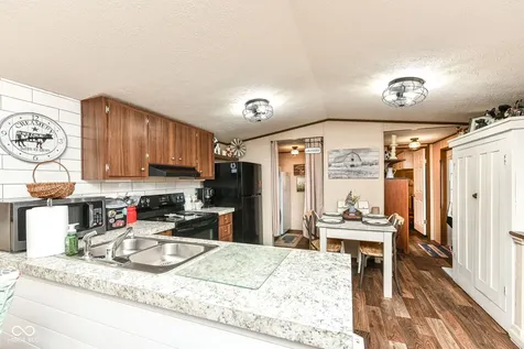 30 Blue Water Drive Cicero IN 46034