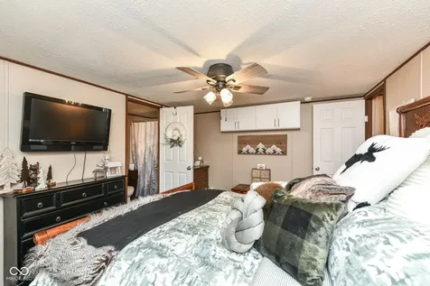30 Blue Water Drive Cicero IN 46034