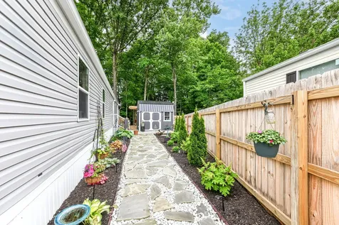 30 Blue Water Drive Cicero IN 46034