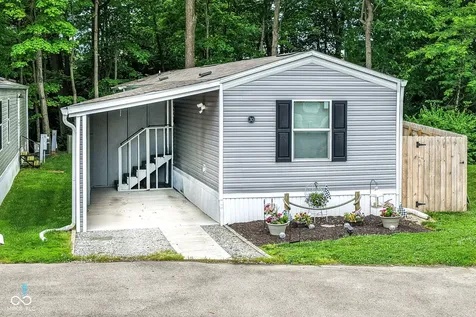 30 Blue Water Drive Cicero IN 46034