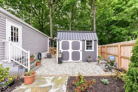 30 Blue Water Drive Cicero IN 46034