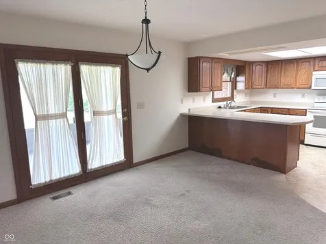 423 Alexander Drive Seymour IN 47274