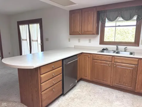 423 Alexander Drive Seymour IN 47274