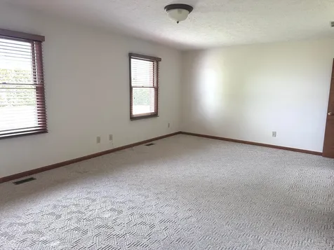 423 Alexander Drive Seymour IN 47274