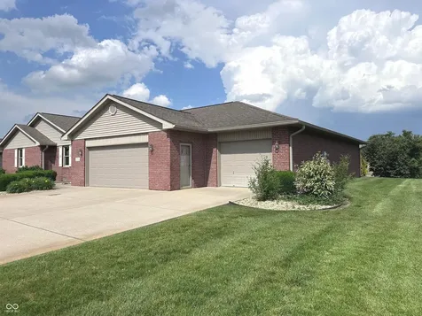 423 Alexander Drive Seymour IN 47274