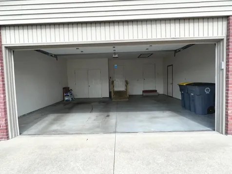 423 Alexander Drive Seymour IN 47274