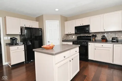541 Yorktown Lane Avon IN 46123