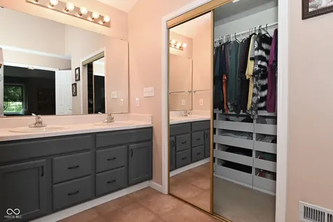 541 Yorktown Lane Avon IN 46123