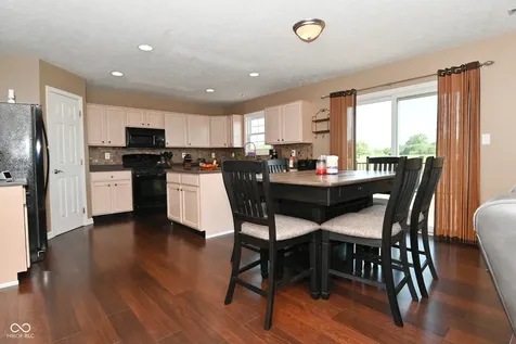 541 Yorktown Lane Avon IN 46123