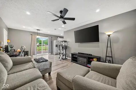 1707 E Wabash Avenue Crawfordsville IN 47933