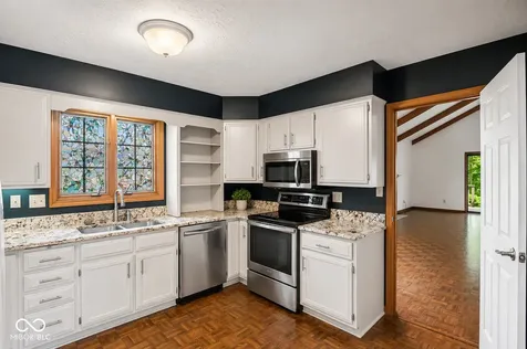 5214 Fawn Hill Court Indianapolis IN 46226